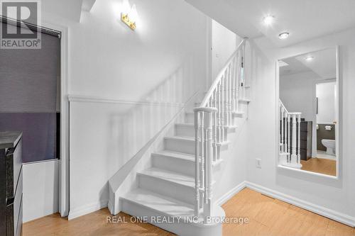 10 Devins Drive, Aurora, ON - Indoor Photo Showing Other Room