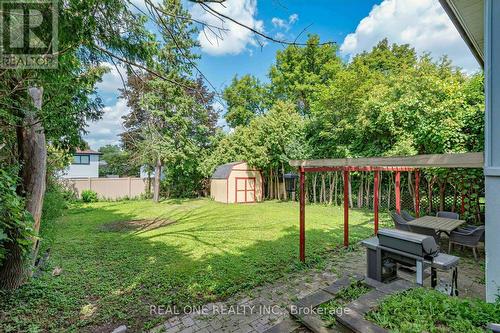 10 Devins Drive, Aurora, ON - Outdoor