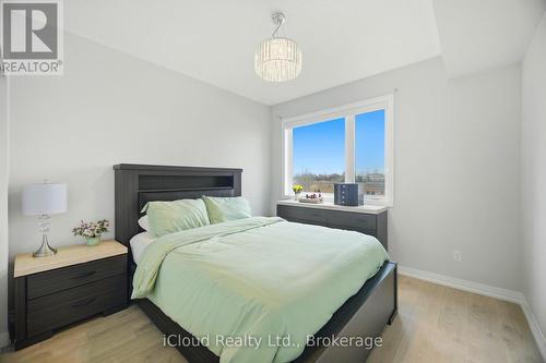 208 - 295 Cundles Road E, Barrie, ON 