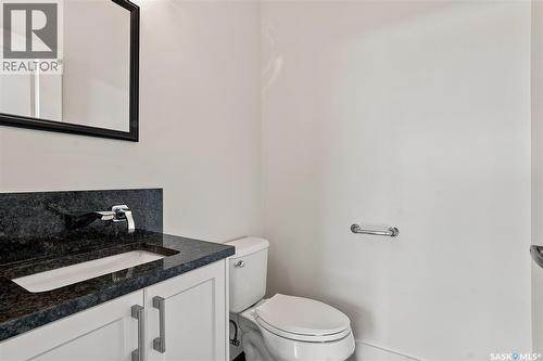 724 701 Meadows Boulevard, Saskatoon, SK - Indoor Photo Showing Bathroom