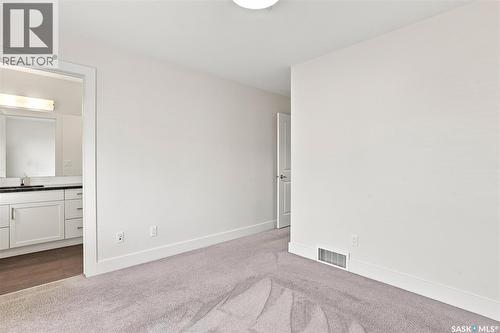 724 701 Meadows Boulevard, Saskatoon, SK - Indoor Photo Showing Other Room