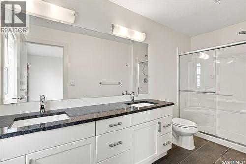 724 701 Meadows Boulevard, Saskatoon, SK - Indoor Photo Showing Bathroom
