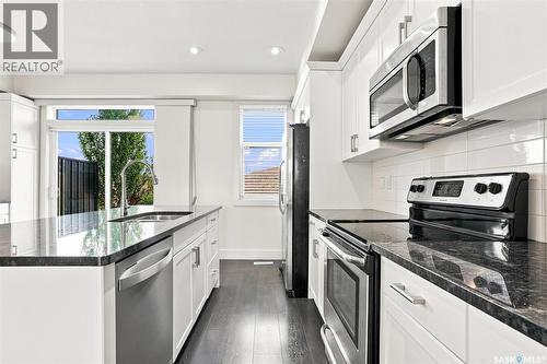 724 701 Meadows Boulevard, Saskatoon, SK - Indoor Photo Showing Kitchen With Upgraded Kitchen