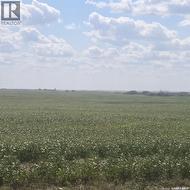 RM220 - Erhardt Shop & Farmland Last Mountain Lake, SK S0G 0L0