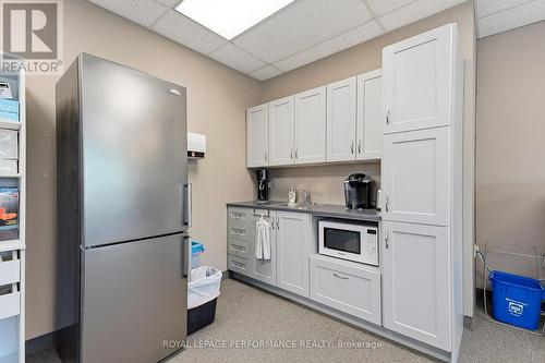 B1-B2 - 2212 Gladwin Crescent, Ottawa, ON 
