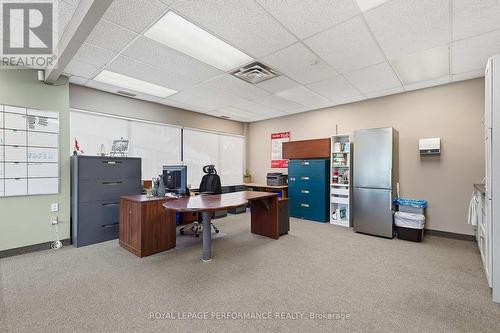 B1-B2 - 2212 Gladwin Crescent, Ottawa, ON 