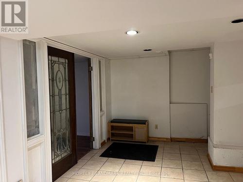 231 CLINTON STREET , Toronto, Ontario M6G 2Y4 4