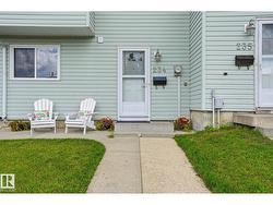 234 DICKINSFIELD CO NW  Edmonton, AB T5E 5V8