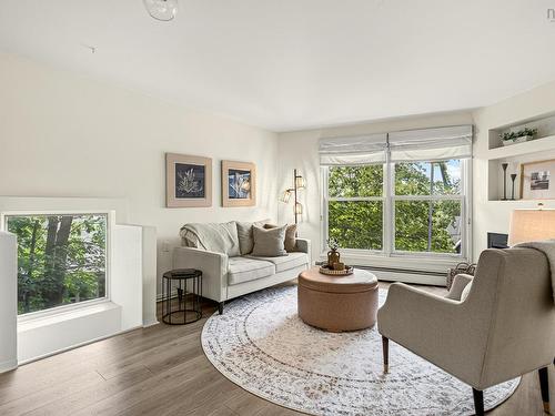 46 Old Ferry Road, Dartmouth, NS - Indoor Photo Showing Living Room