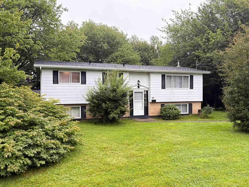 101 Kenwood Drive  Sydney River, NS B1S 3L1