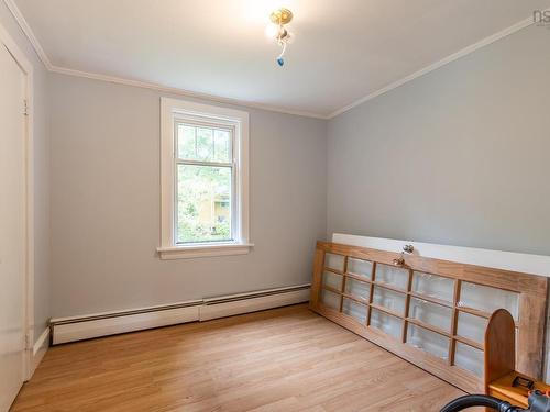 102 Parade Street, Yarmouth, NS - Indoor Photo Showing Other Room