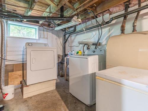 102 Parade Street, Yarmouth, NS - Indoor Photo Showing Laundry Room