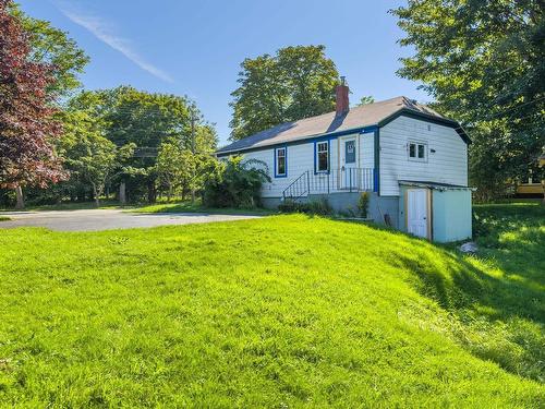 102 Parade Street, Yarmouth, NS - Outdoor