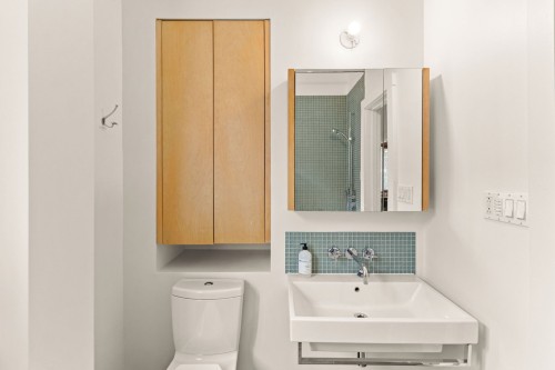Salle de bains - 74 Av. Mcnider, Montréal (Outremont), QC - Indoor Photo Showing Bathroom