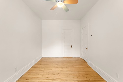 Chambre à coucher - 74 Av. Mcnider, Montréal (Outremont), QC - Indoor Photo Showing Other Room