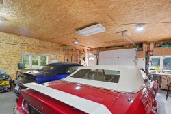 Garage - 