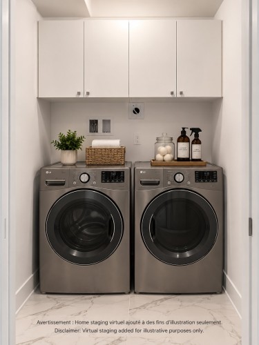 Laundry - 502-4420 Boul. St-Jean, Dollard-Des-Ormeaux, QC - Indoor Photo Showing Laundry Room