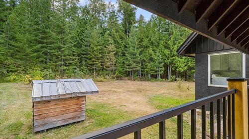 2227 Allshouse Road, Summit Lake, BC - Outdoor