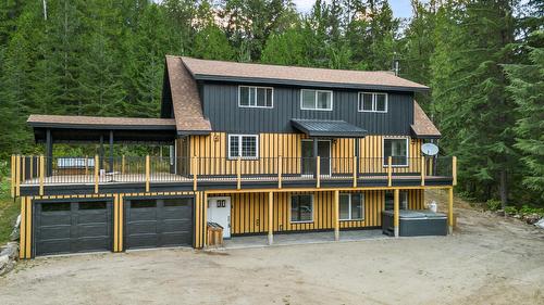 2227 Allshouse Road, Summit Lake, BC - Outdoor