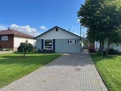 208 Gordon Street Thunder Bay, ON P7E 4T3