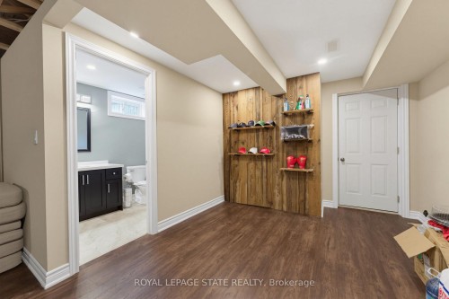 73 Degrow Crescent, Hamilton, ON - Indoor