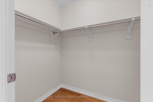 33 Browview Drive, Hamilton, ON - Indoor With Storage