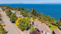 6002 Icarus Dr Nanaimo, BC V9V 1C8