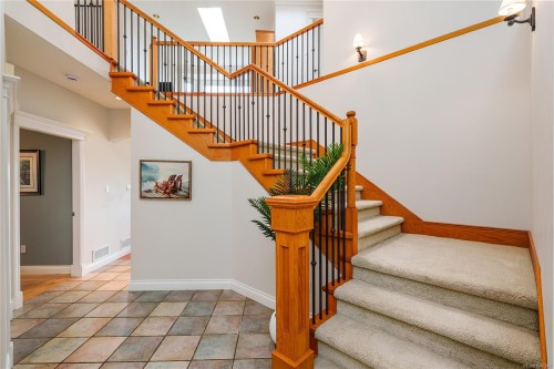 6002 Icarus Dr, Nanaimo, BC 