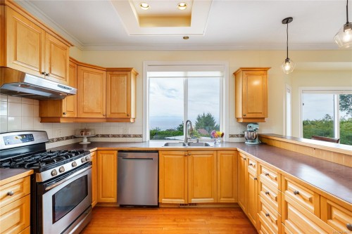 6002 Icarus Dr, Nanaimo, BC 
