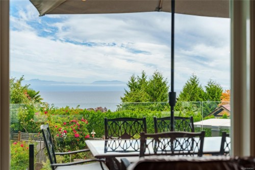 6002 Icarus Dr, Nanaimo, BC 
