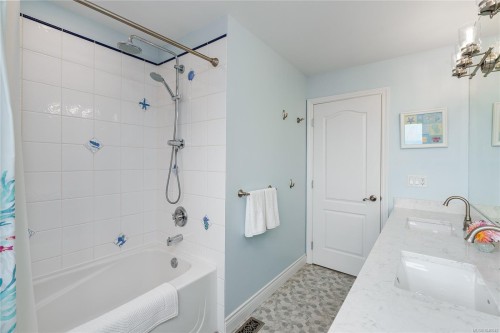 6002 Icarus Dr, Nanaimo, BC 
