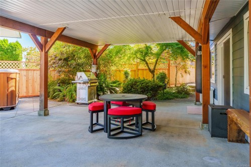 6002 Icarus Dr, Nanaimo, BC 