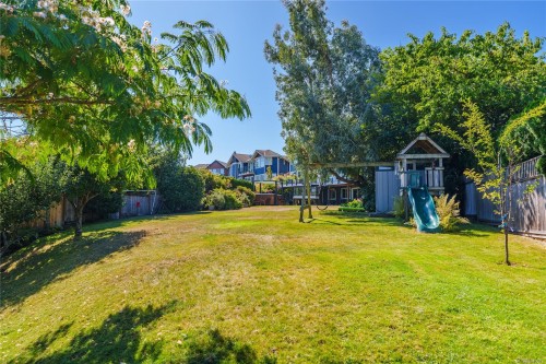 6002 Icarus Dr, Nanaimo, BC 
