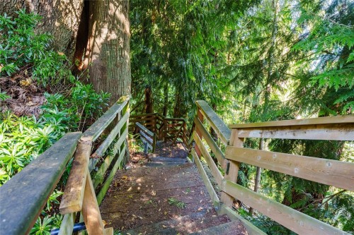 6002 Icarus Dr, Nanaimo, BC 