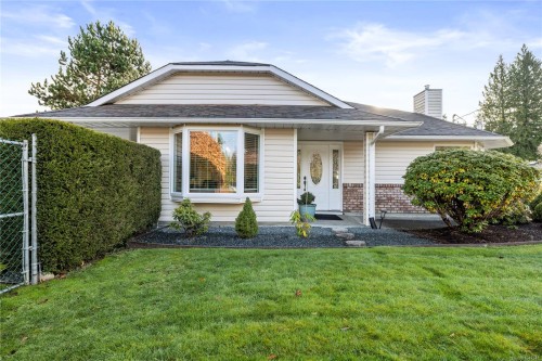 521 Birch Ave, Qualicum Beach, BC 
