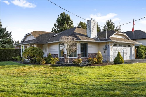 521 Birch Ave, Qualicum Beach, BC 