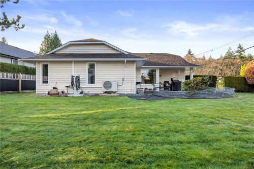 521 Birch Ave, Qualicum Beach, BC 