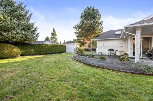 521 Birch Ave, Qualicum Beach, BC 