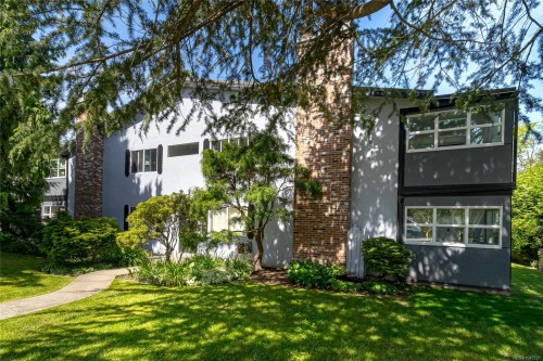 #102-3244 Seaton St  Saanich, BC V8Z 3V7