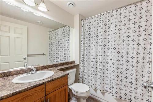 226 Mosselle Dr, Winnipeg, MB - Indoor Photo Showing Bathroom