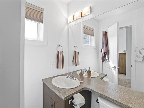111-255 Peguis St, Winnipeg, MB - Indoor Photo Showing Bathroom