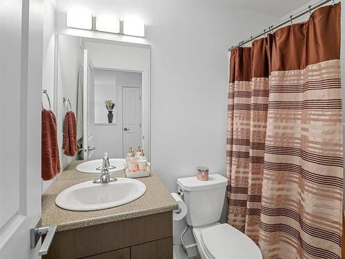 111-255 Peguis St, Winnipeg, MB - Indoor Photo Showing Bathroom