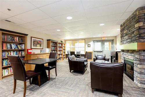 2204-84 Snow St, Winnipeg, MB - Indoor With Fireplace