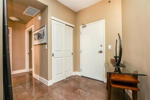 2204-84 Snow St, Winnipeg, MB - Indoor Photo Showing Other Room