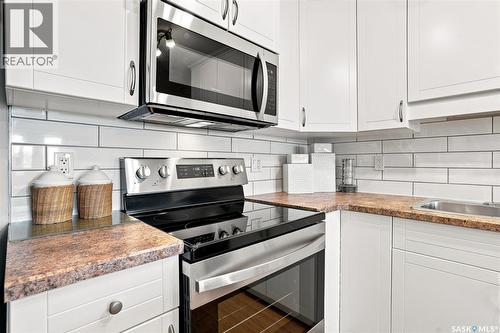 415 102 Kingsmere Place, Saskatoon, SK - Indoor Photo Showing Kitchen