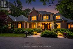 3 BRIDGEWATER DRIVE  Richmond Hill, ON L4E 3N4