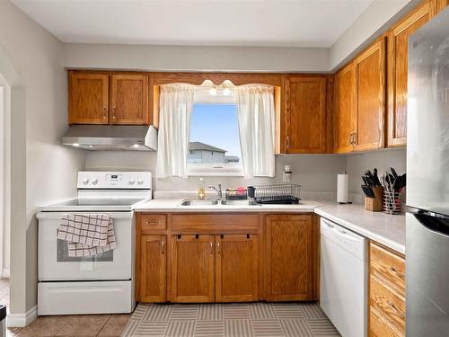 17 Osborne Drive, Eastern Passage, NS - Indoor Photo Showing Kitchen With Double Sink
