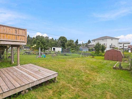 17 Osborne Drive, Eastern Passage, NS - Outdoor With Backyard