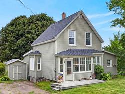 222 VICTORIA Street E  Amherst, NS B4H 1Y9