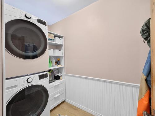 222 Victoria Street E, Amherst, NS - Indoor Photo Showing Laundry Room